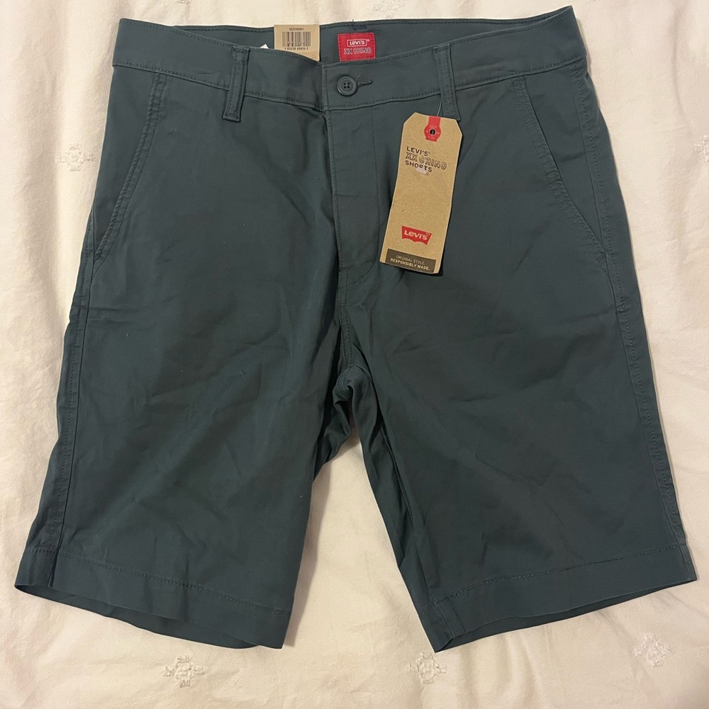 Levi’s chino shorts new with tags